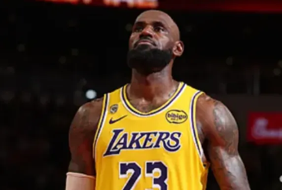 开云登录入口-阿里纳斯：詹姆斯一旦退役，NBA&amp;amp;媒体将失去“流量按钮”